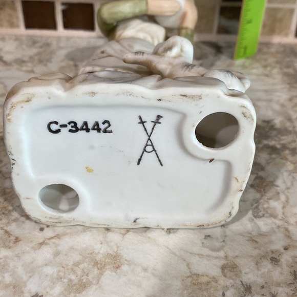 Homco Grandmother and pup figurine - Picture 3 of 6